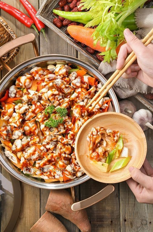 鸡公煲行业新洞察：威廉接不上的美食热度与创业机遇
